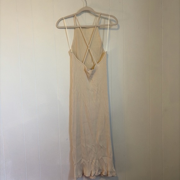 Zara Ribbed Cream Top - Picture 2 of 3